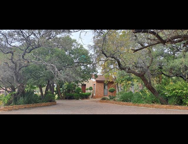 4HA SMALLHOLDING FOR SALE IN MODDERFONTEIN AH